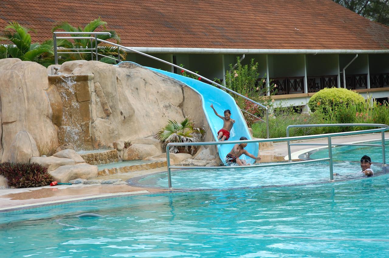 Hotel Felda Residence Sahabat Kampong Ateamu Exterior photo