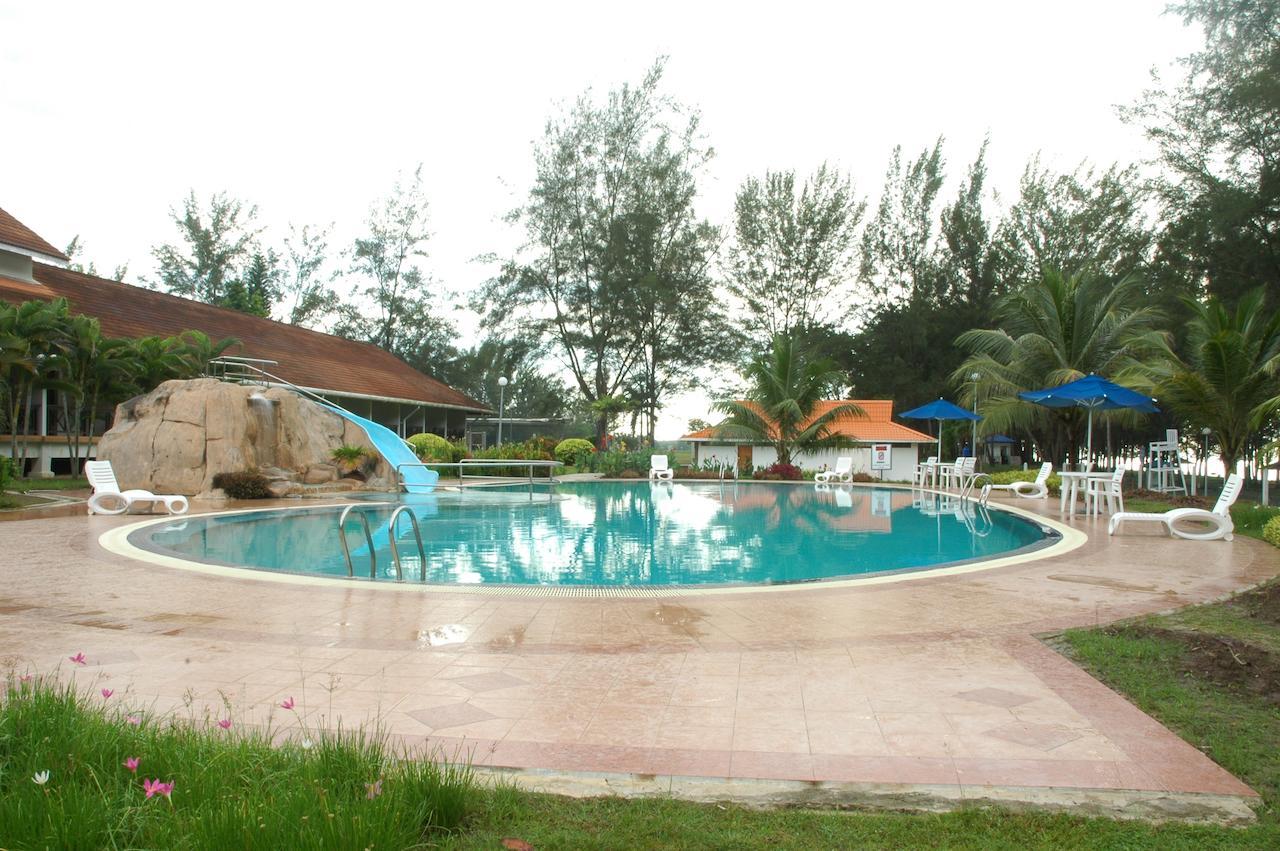Hotel Felda Residence Sahabat Kampong Ateamu Exterior photo