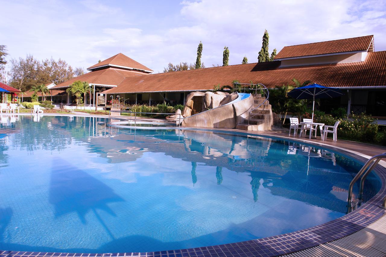 Hotel Felda Residence Sahabat Kampong Ateamu Exterior photo