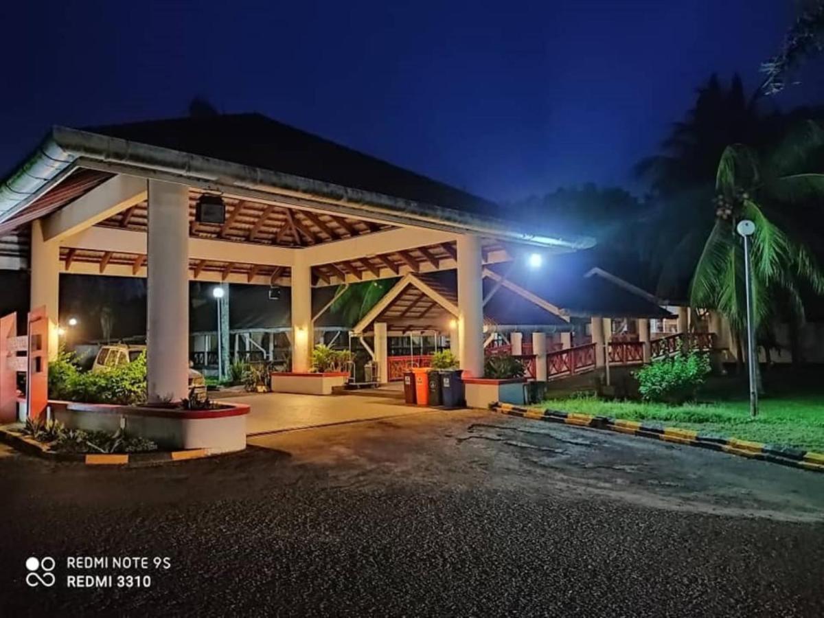 Hotel Felda Residence Sahabat Kampong Ateamu Exterior photo